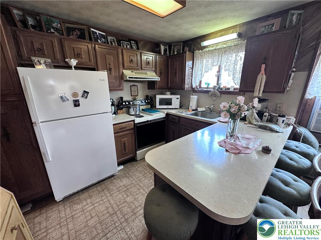 5231 Woodbridge Drive East