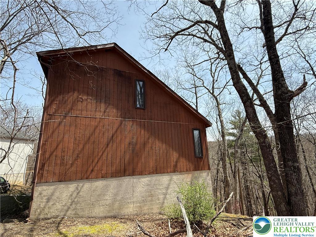 5231 Woodbridge Drive East