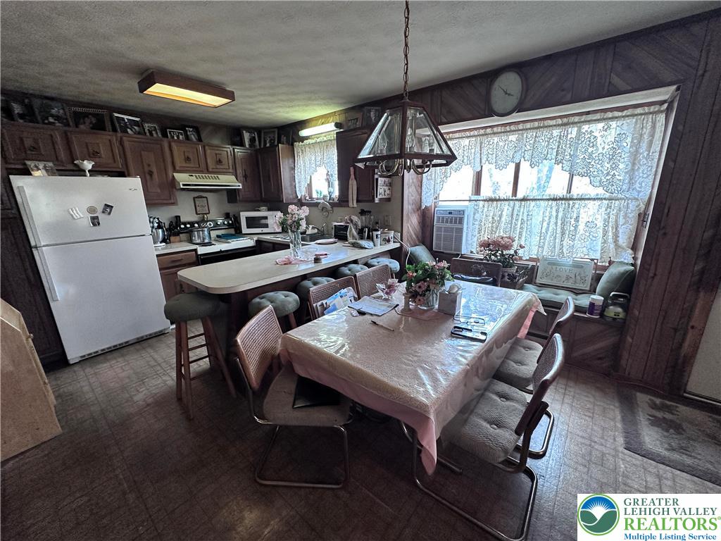 5231 Woodbridge Drive East