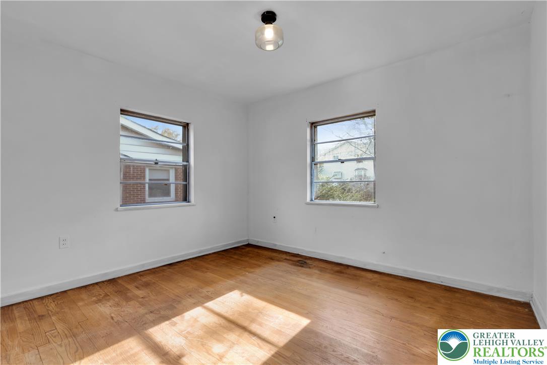 1843 Barbara Street