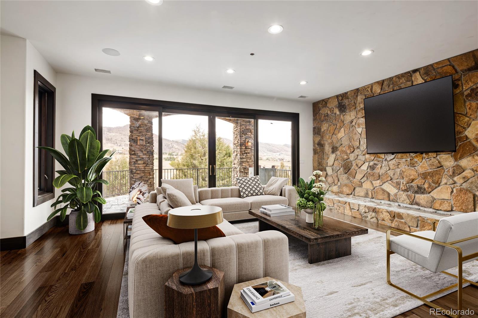 9959 Whistling Elk Drive
