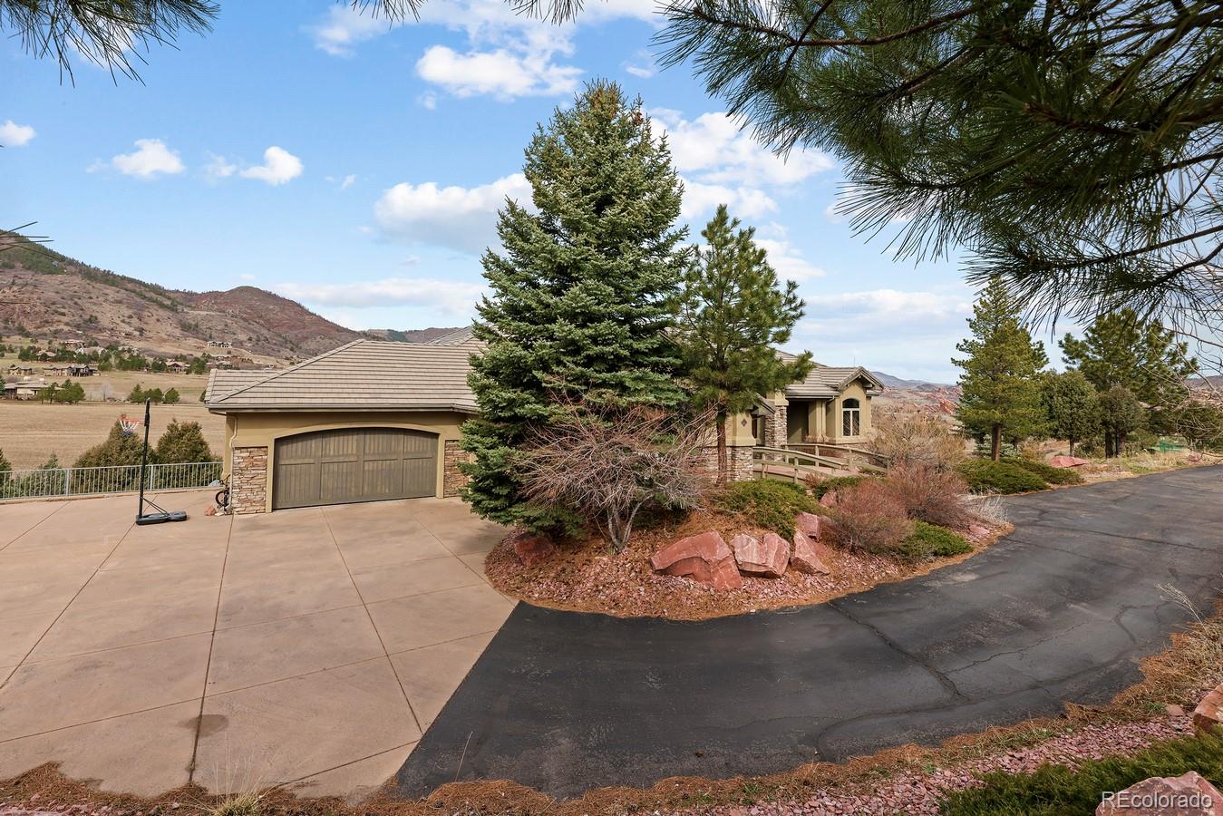 9959 Whistling Elk Drive