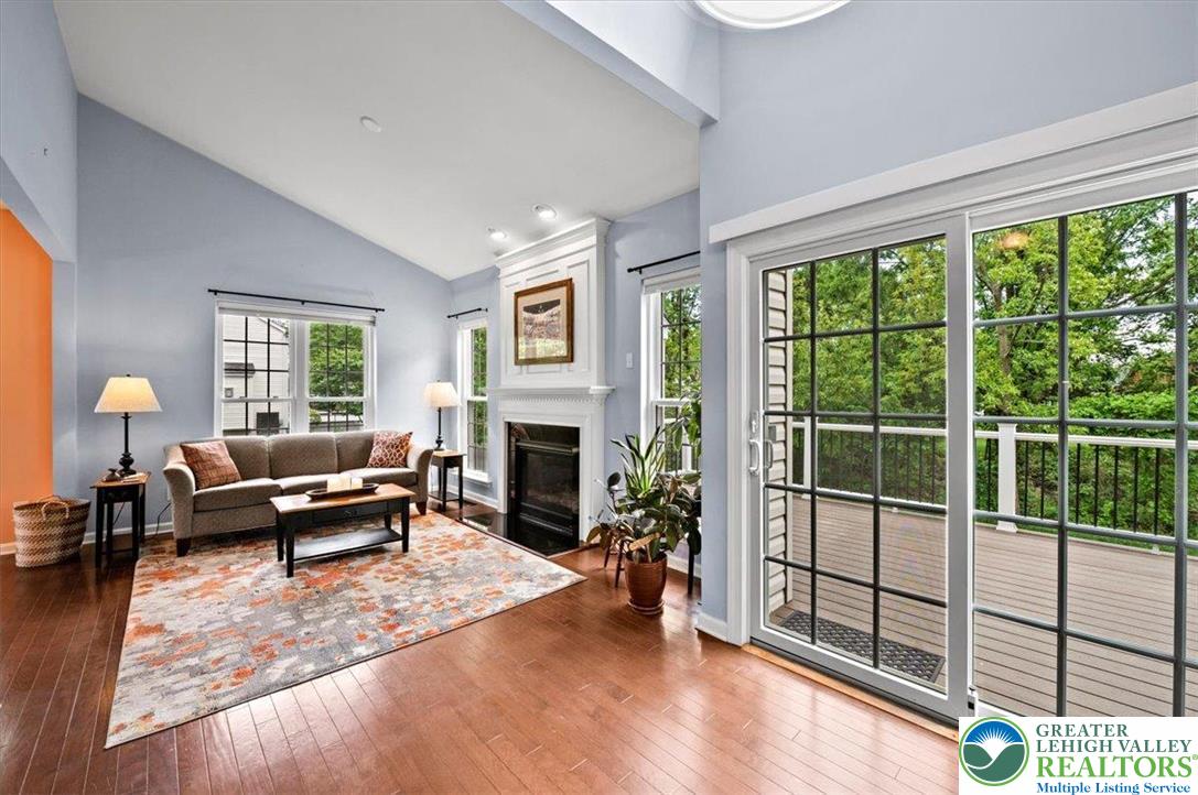 8480 Waterbury Court