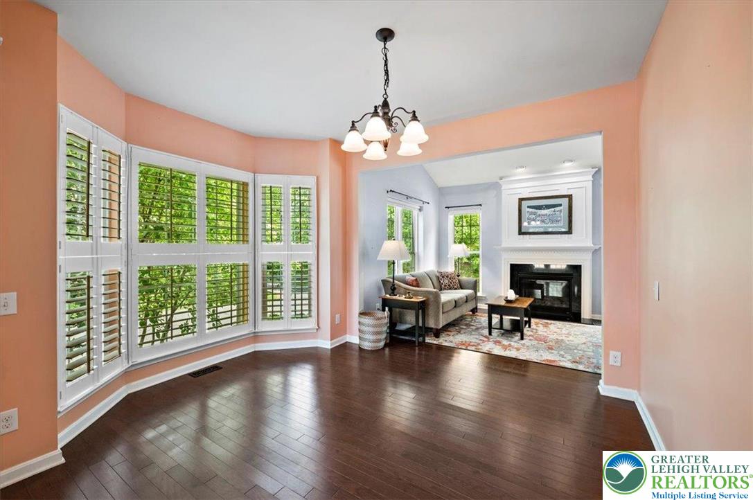 8480 Waterbury Court