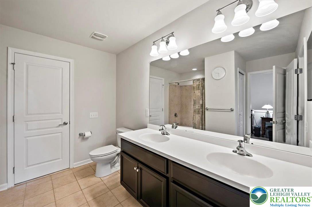 8480 Waterbury Court