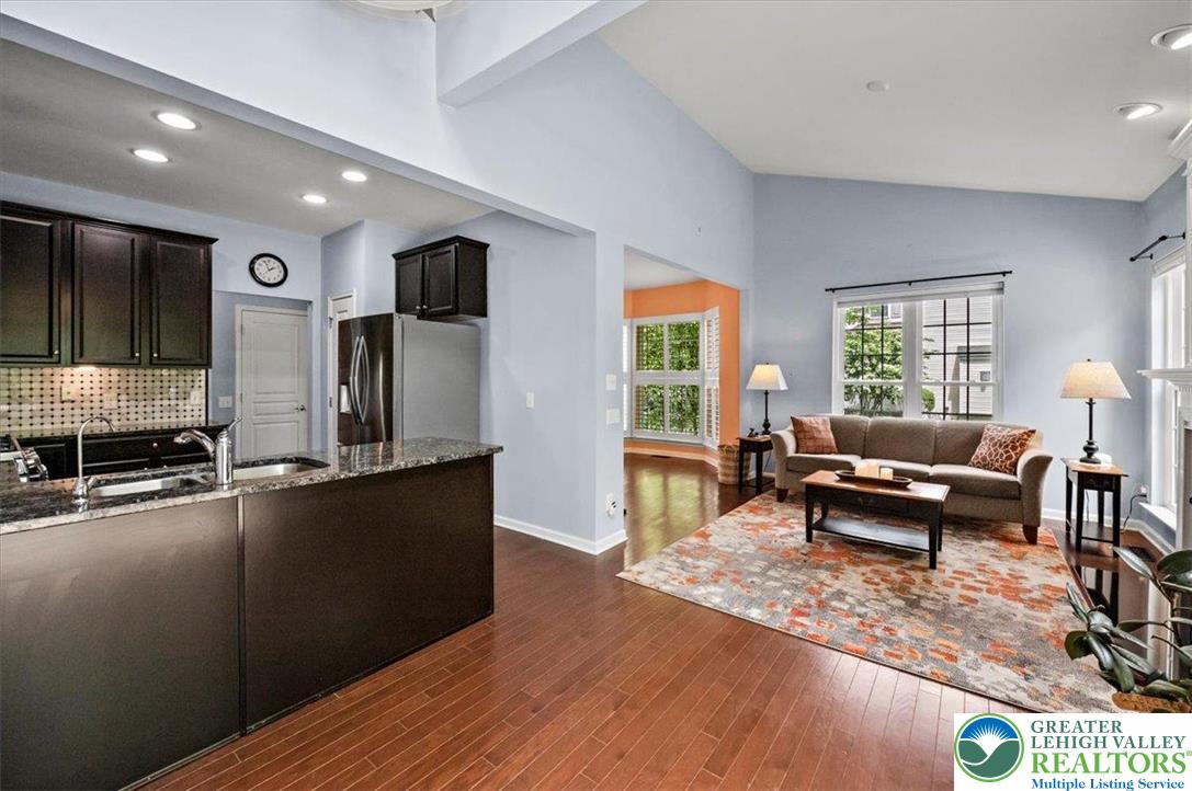 8480 Waterbury Court