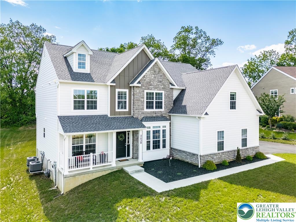 2638 Hollow View Drive