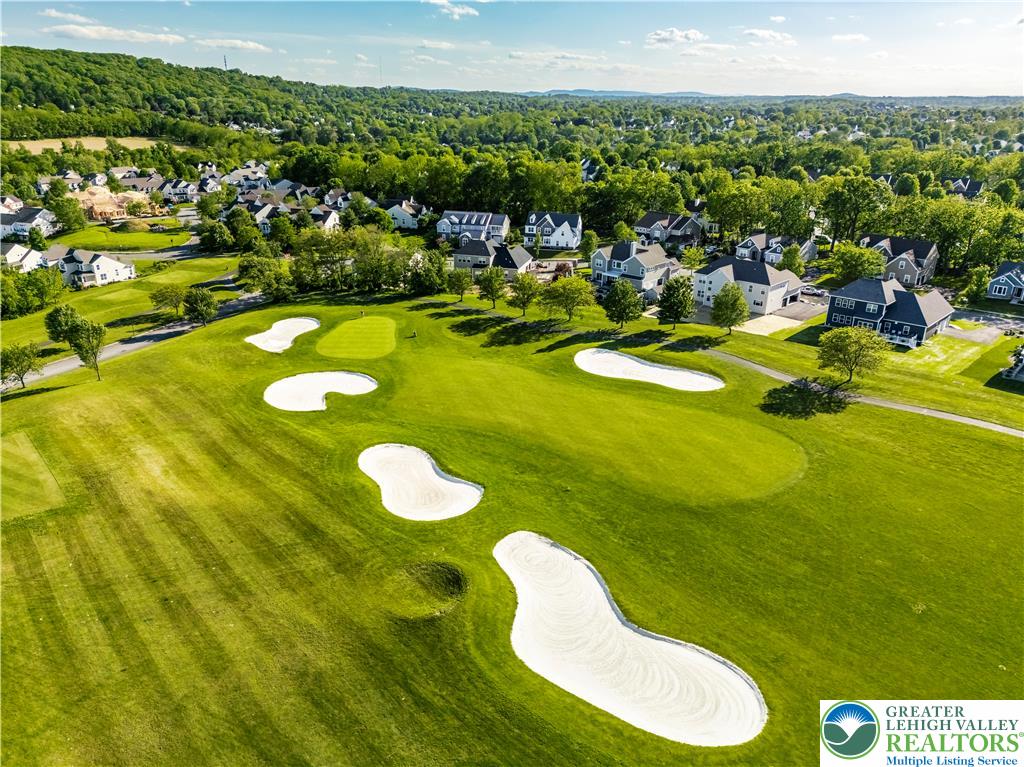 2638 Hollow View Drive