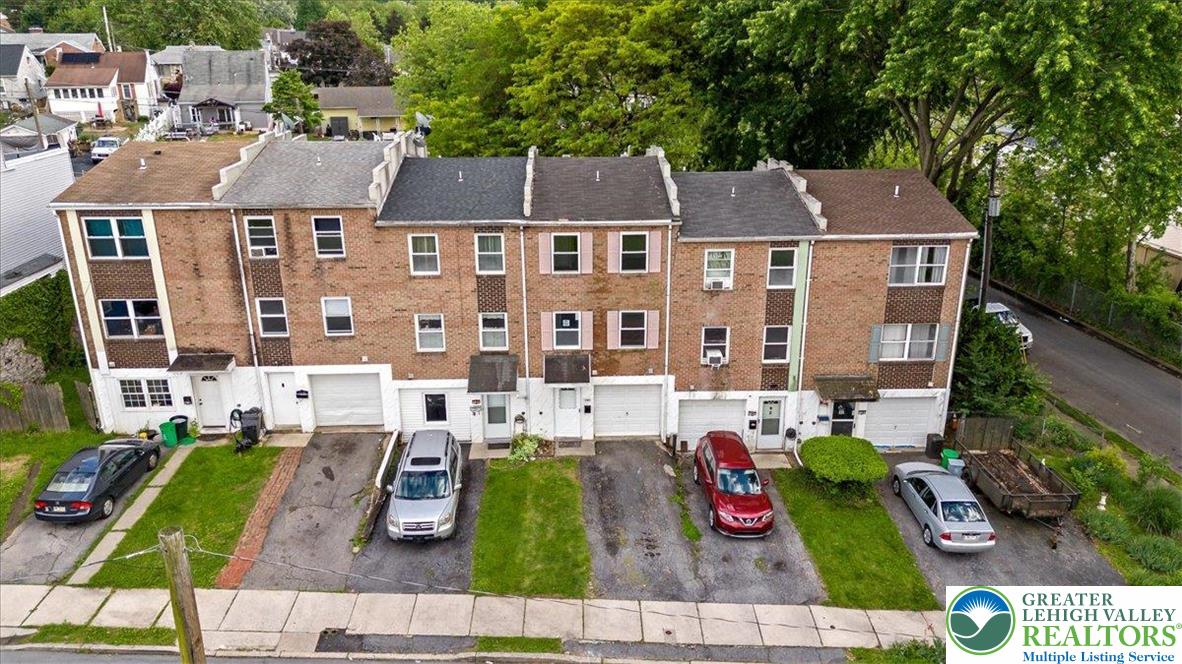 142 East Union Street