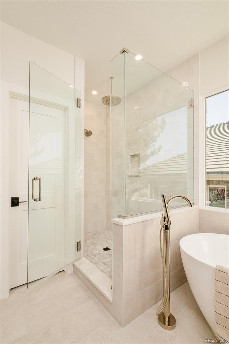 1 Silver Fox Drive