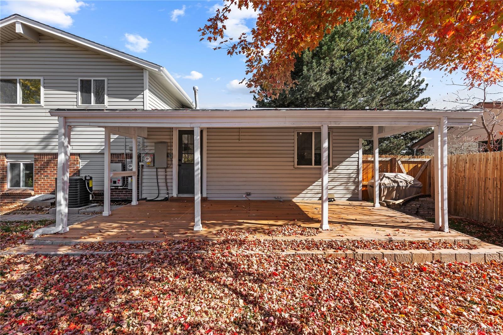 7479 S Dahlia Court