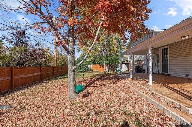 7479 S Dahlia Court