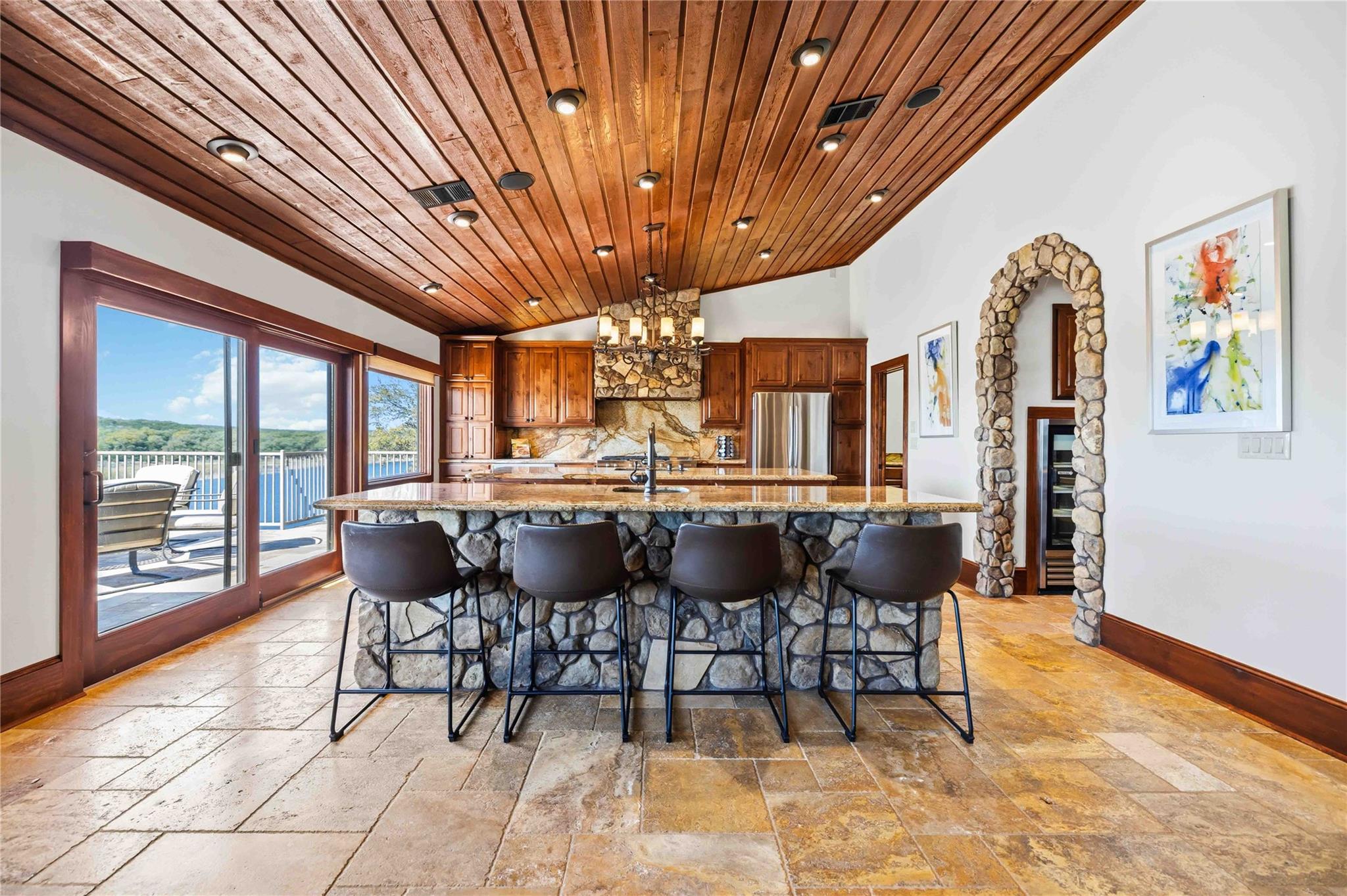 512 Harbor DR # 7