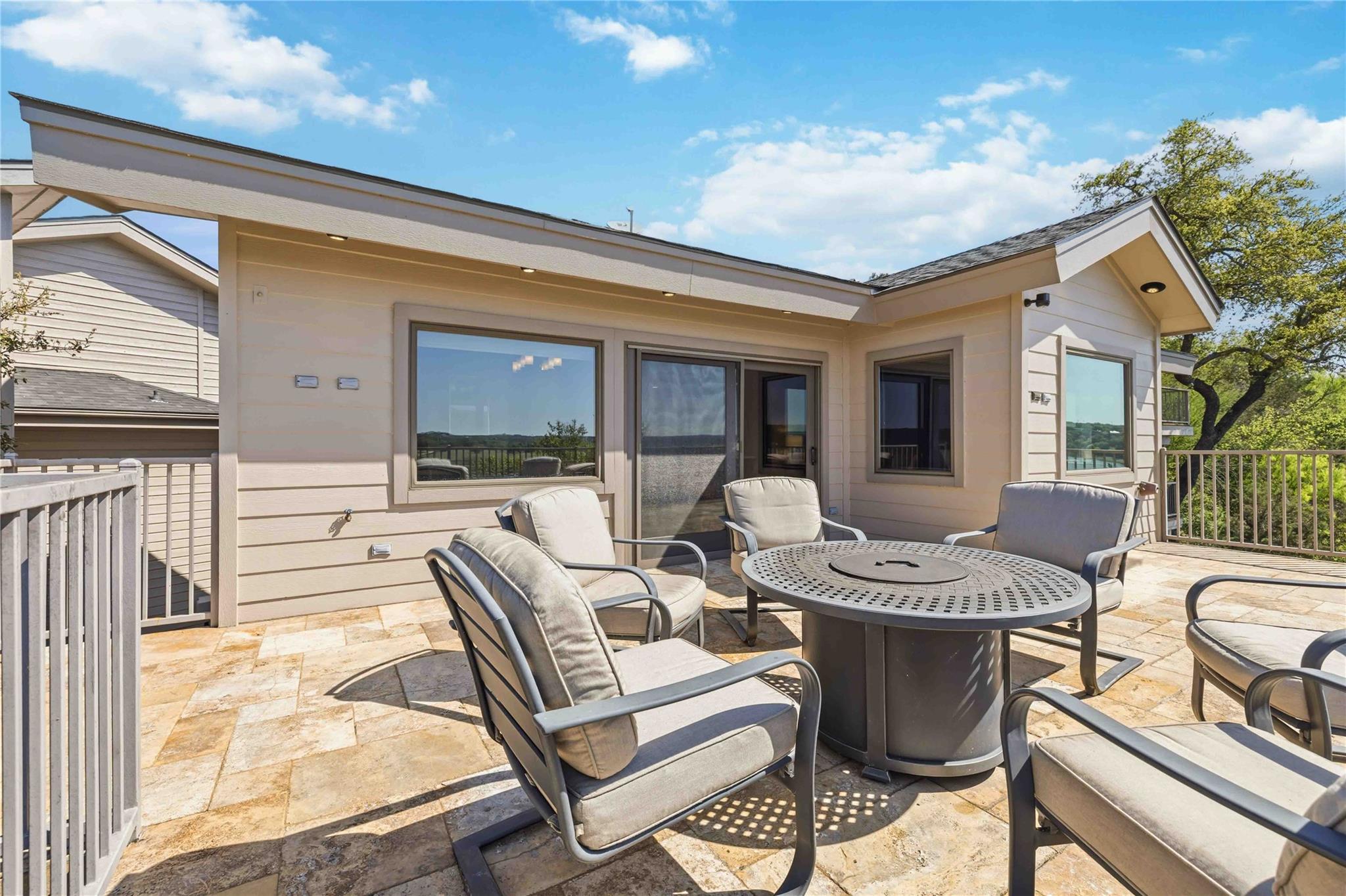 512 Harbor DR # 7