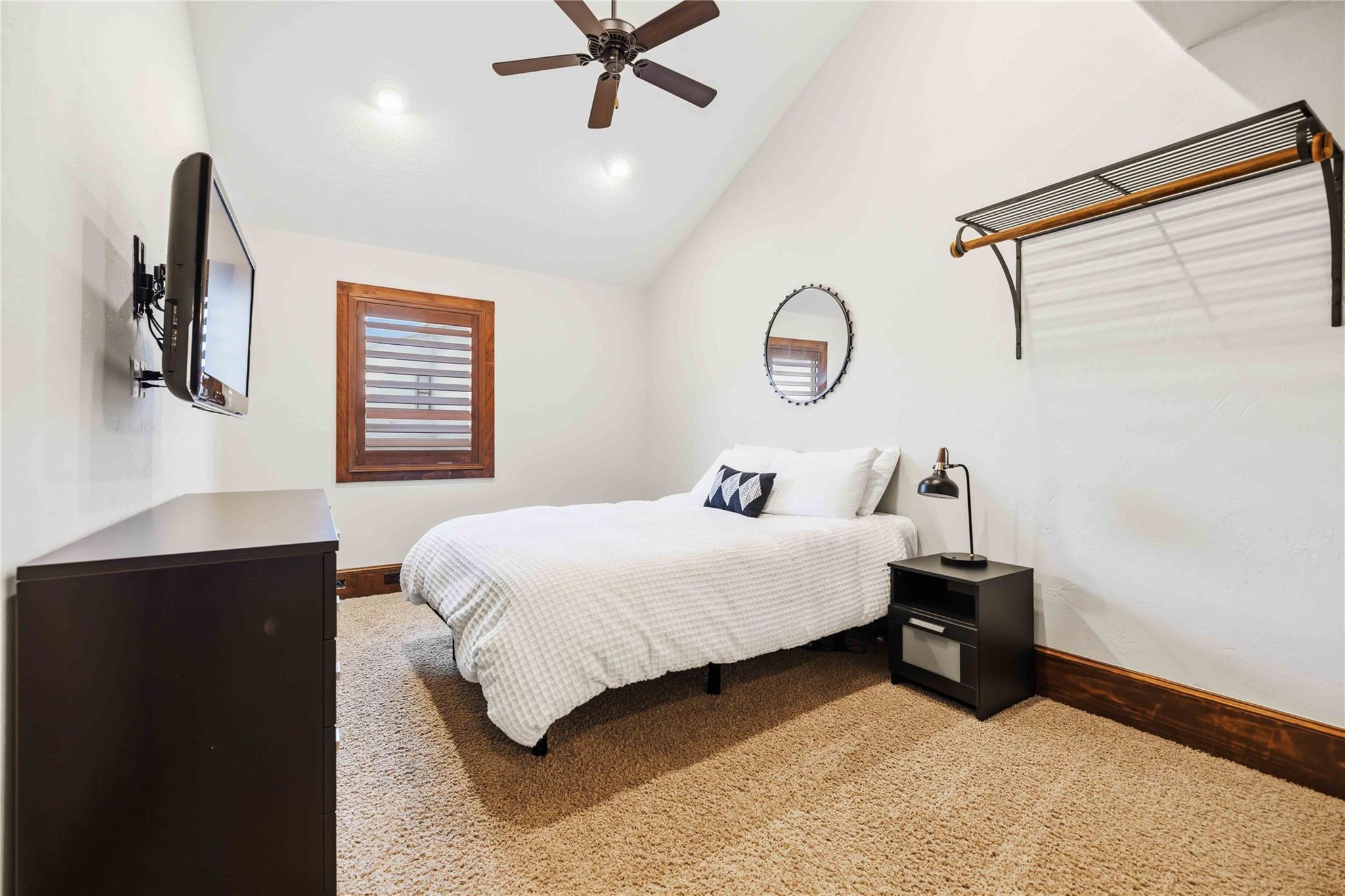 512 Harbor DR # 7