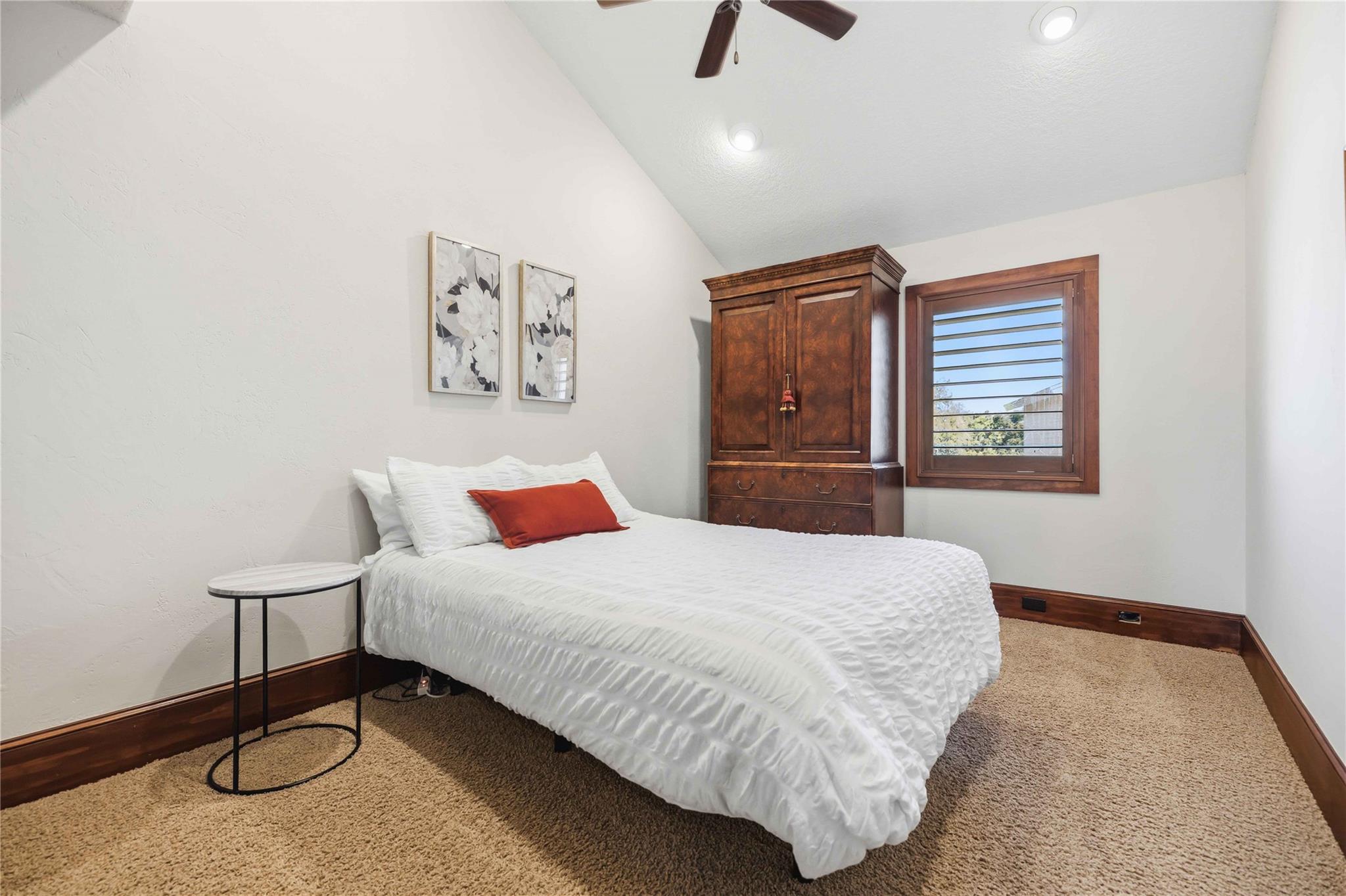 512 Harbor DR # 7
