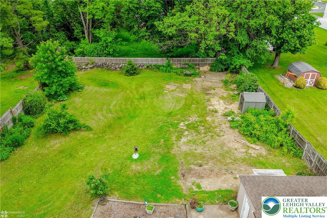 1390 Oakwood Drive