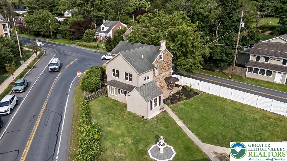 1674 Easton Road