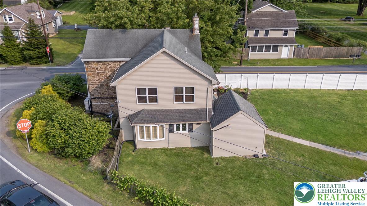 1674 Easton Road