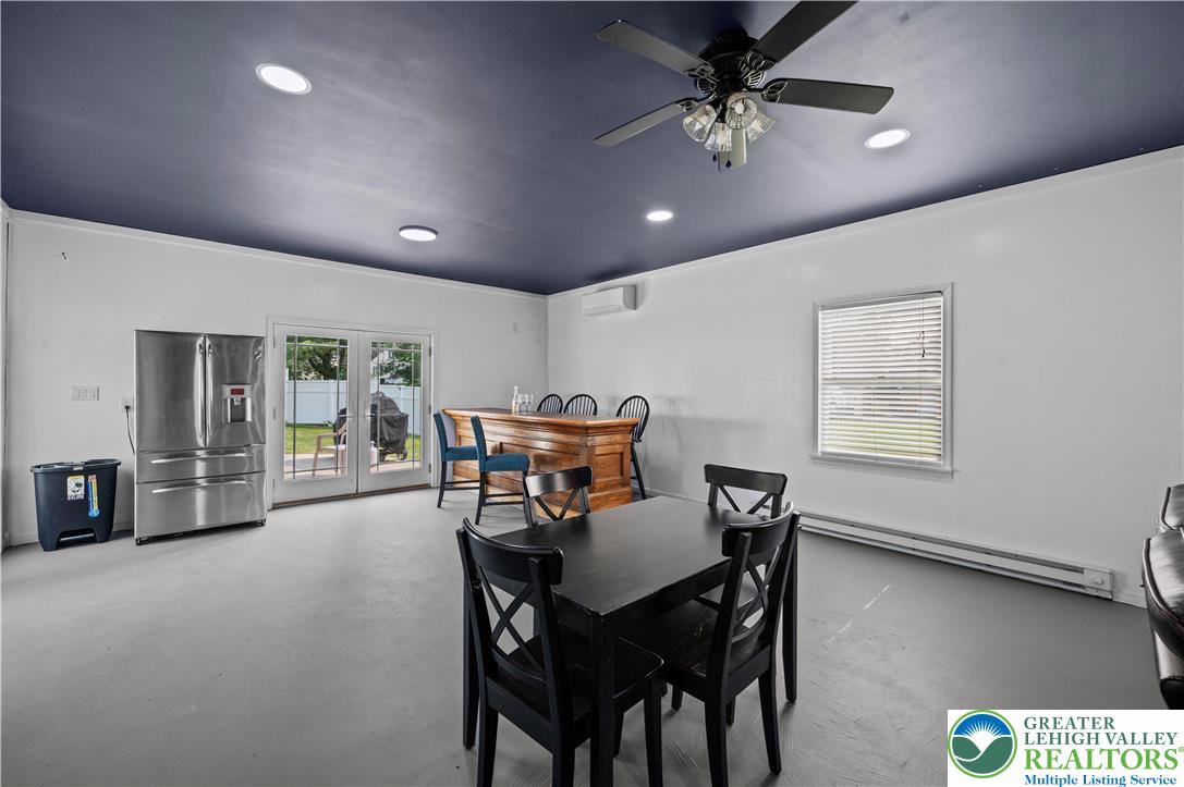 1674 Easton Road