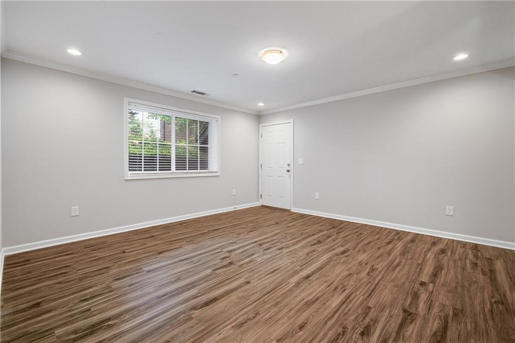 305 Winding River Village Drive Unit F
