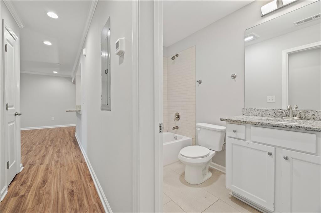 305 Winding River Village Drive Unit F