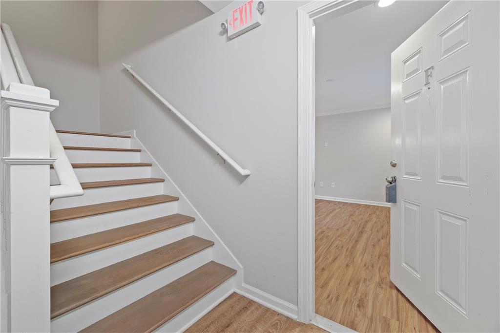 305 Winding River Village Drive Unit F