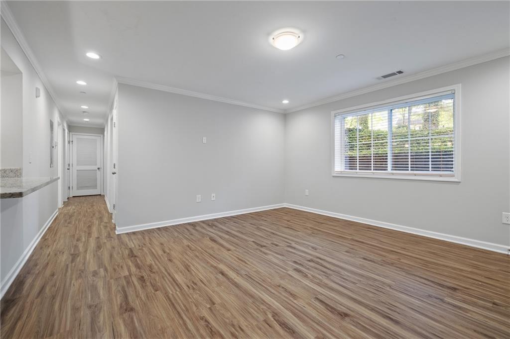 305 Winding River Village Drive Unit F