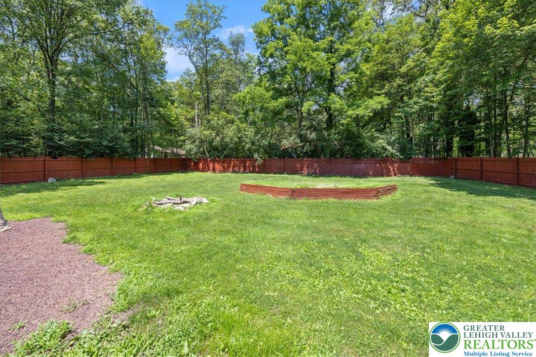 1107 Bluegrass Lane