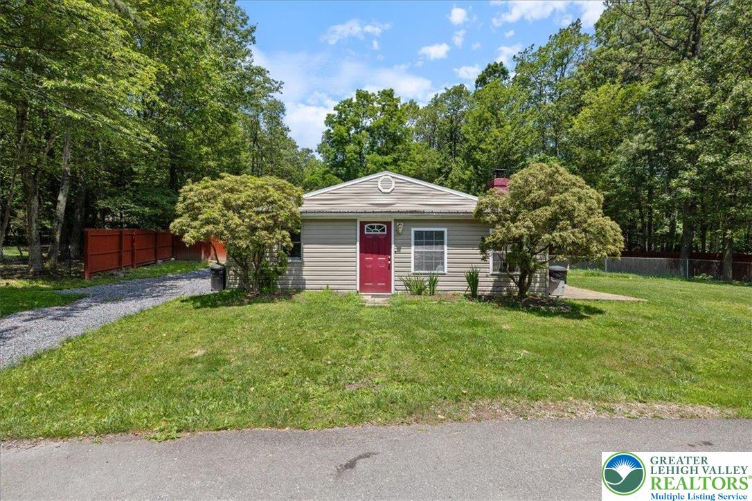 1107 Bluegrass Lane