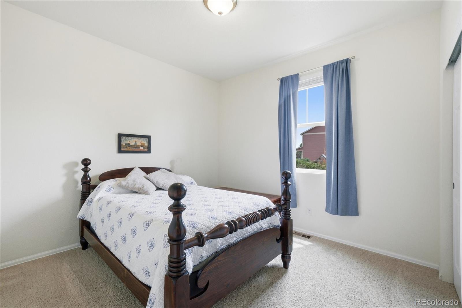 583 Hermosa Street