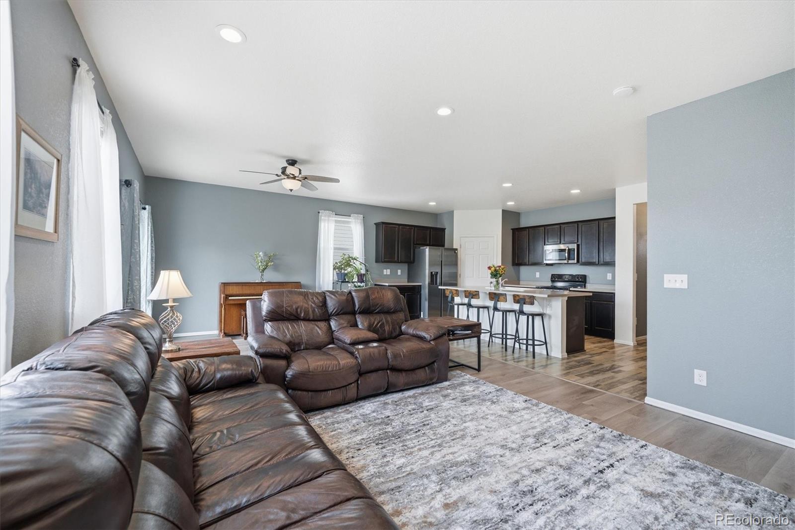 583 Hermosa Street