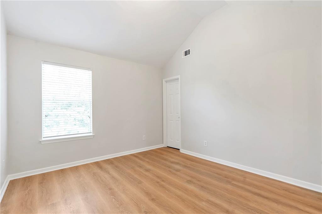 3076 EXCELSIOR Court