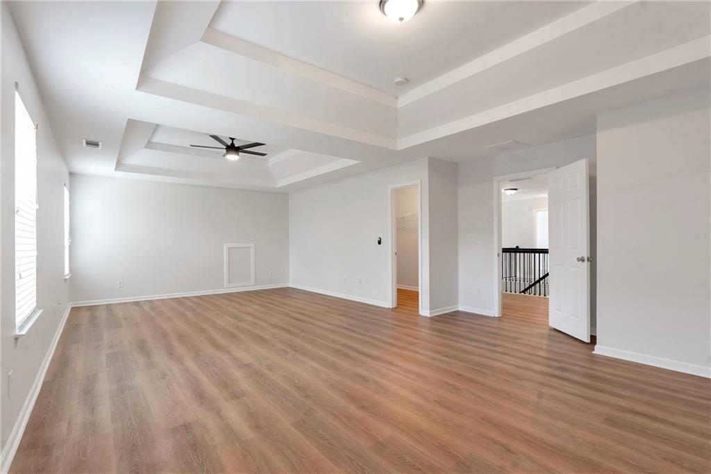 3076 EXCELSIOR Court