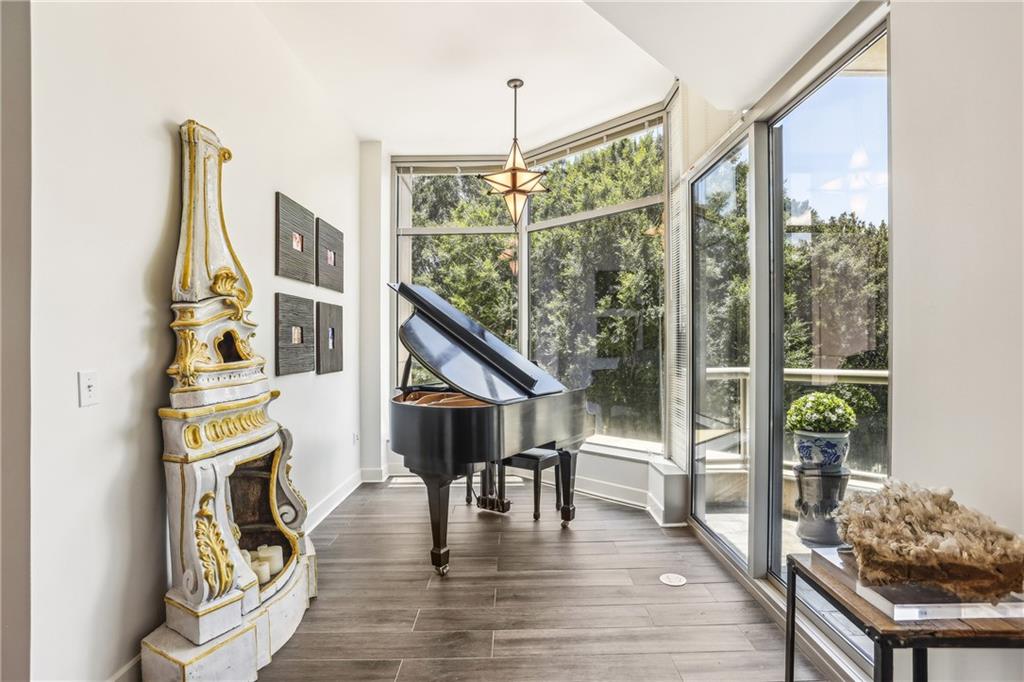 2795 Peachtree Road NE Unit 302