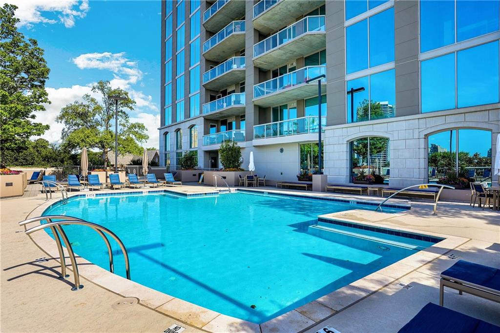 2795 Peachtree Road NE Unit 302