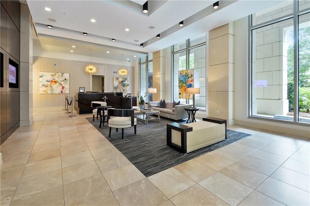 2795 Peachtree Road NE Unit 302