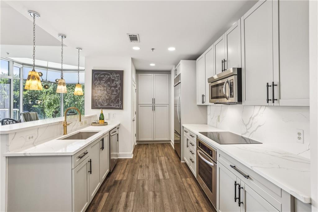 2795 Peachtree Road NE Unit 302