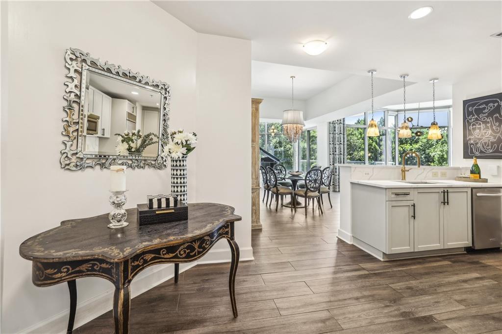 2795 Peachtree Road NE Unit 302