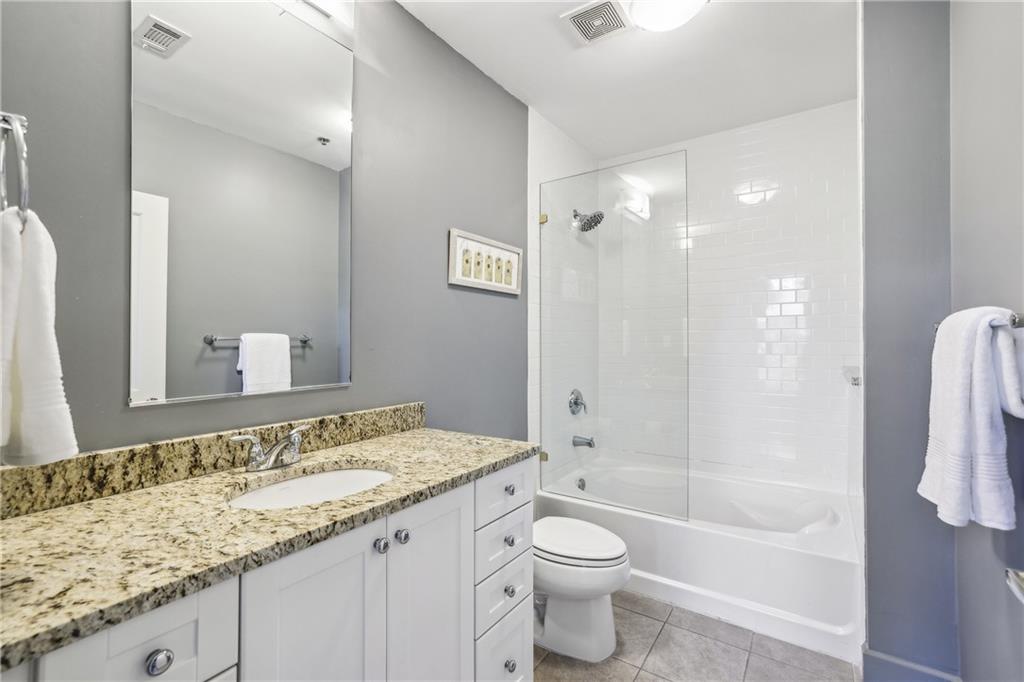 2795 Peachtree Road NE Unit 302