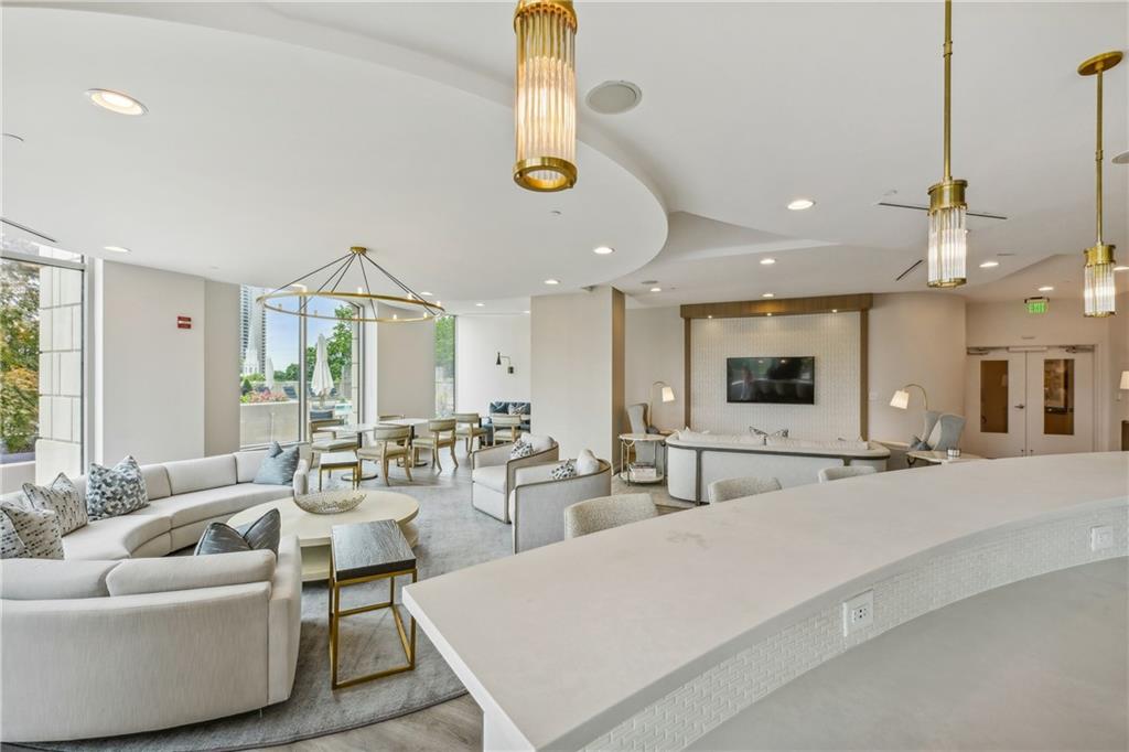 2795 Peachtree Road NE Unit 302