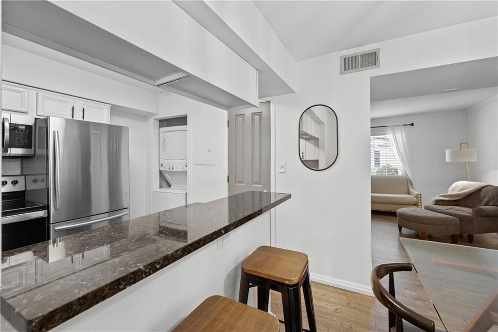 6940 Roswell Road Unit 21A