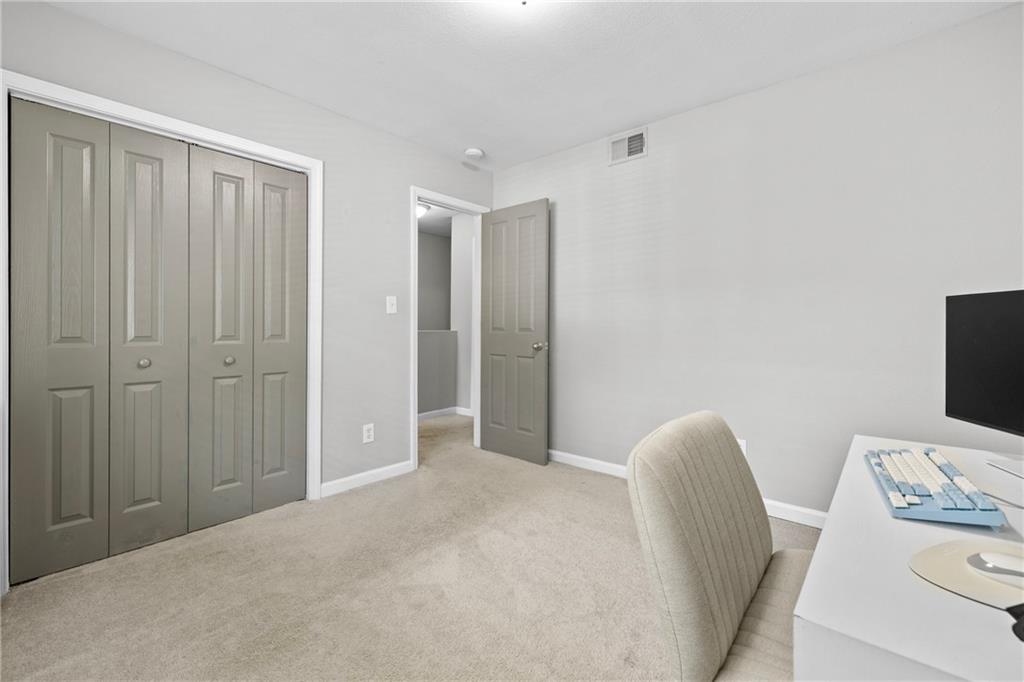 6940 Roswell Road Unit 21A