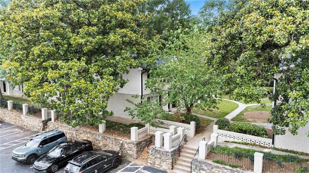 6940 Roswell Road Unit 21A
