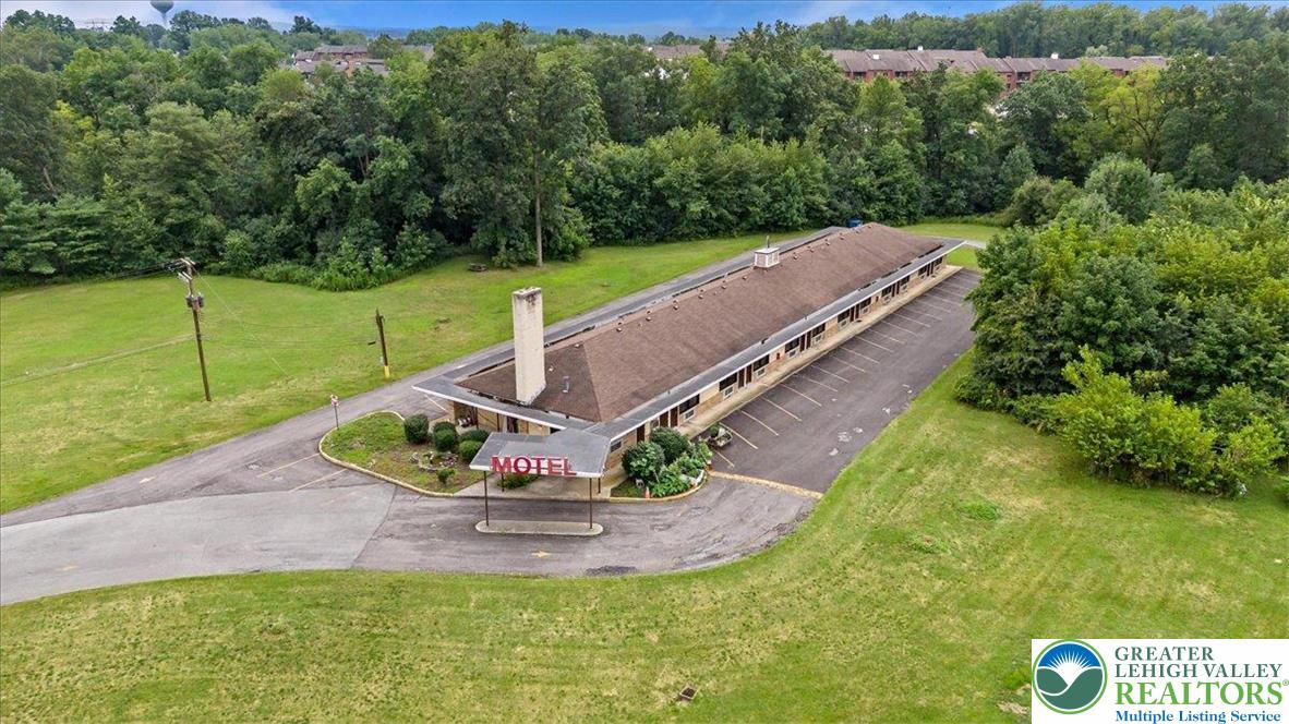 1058 Hausman Road