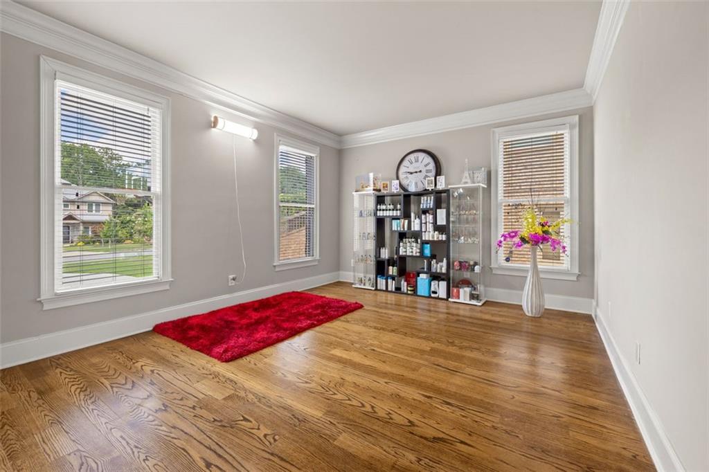 585 Settles Brook Court