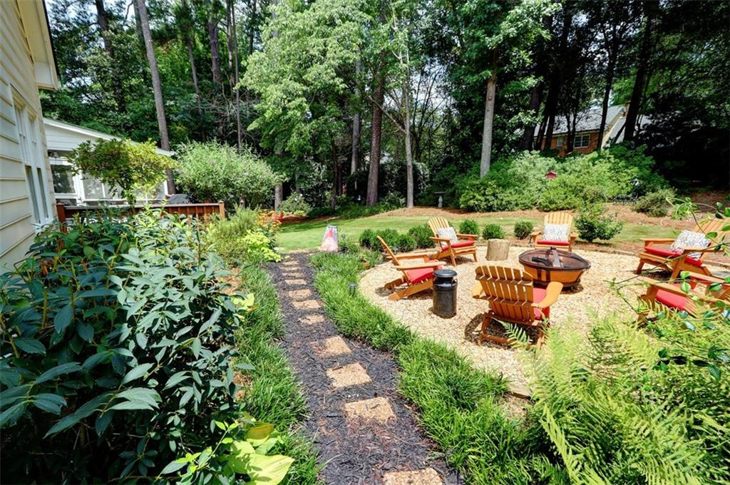 369 William Ivey Road SW