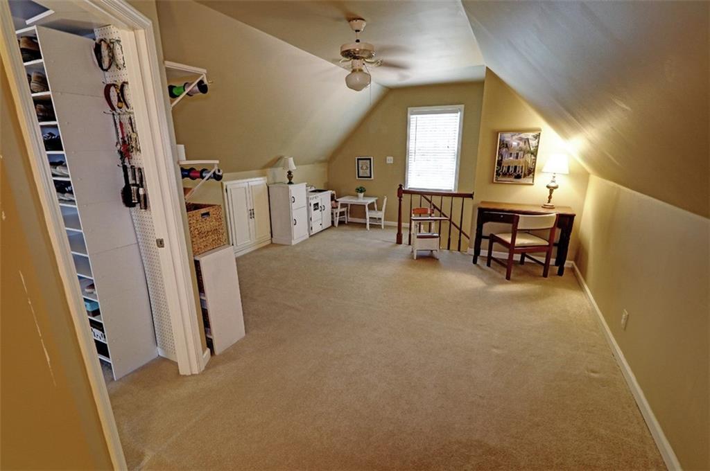 369 William Ivey Road SW