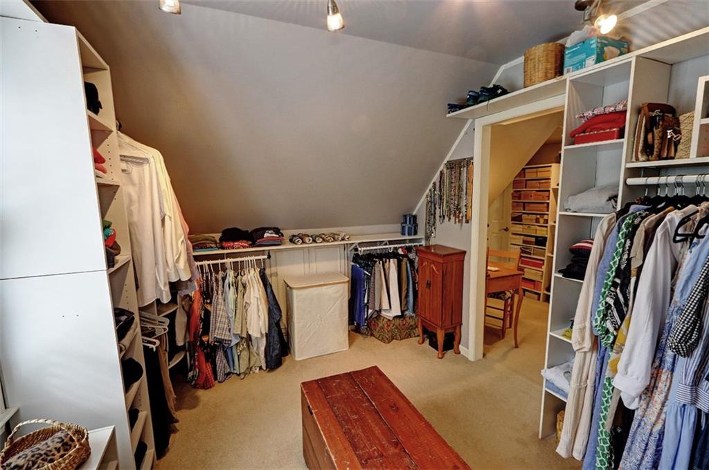 369 William Ivey Road SW