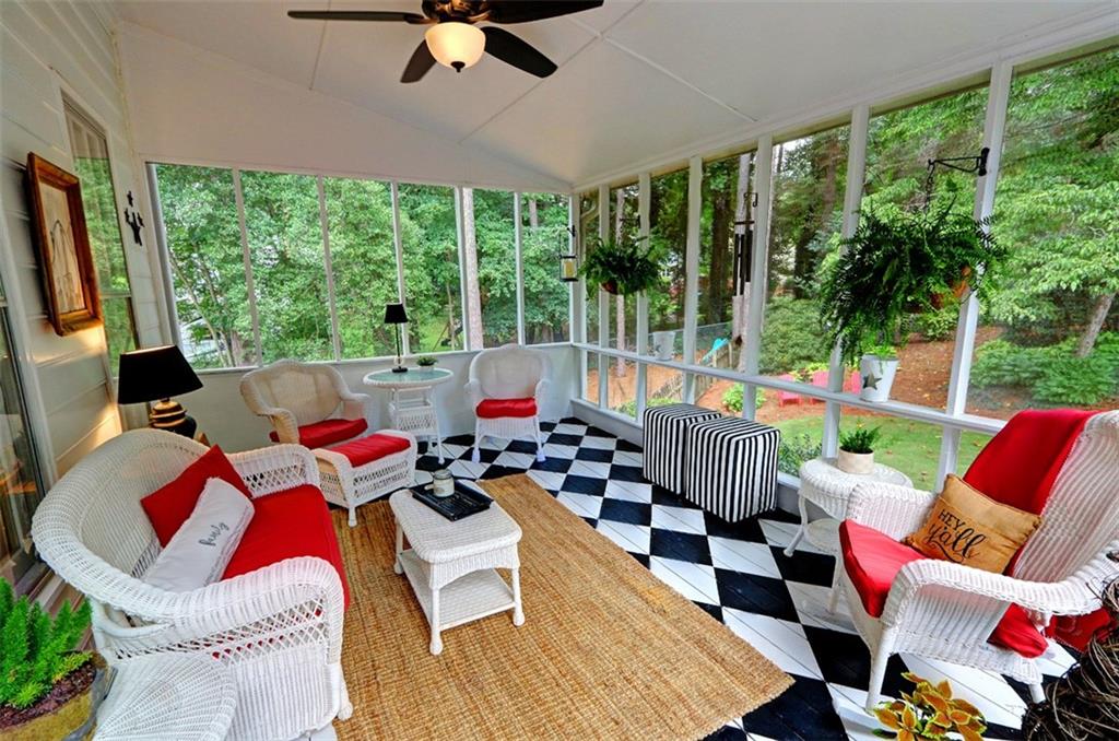 369 William Ivey Road SW